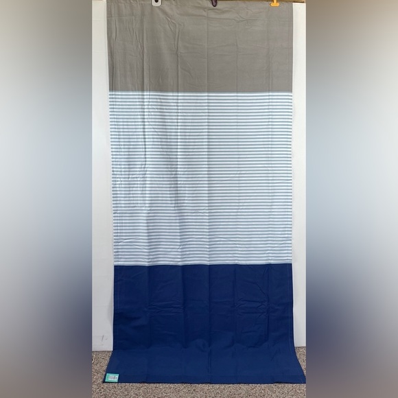 Pillowfort Light-Blocking Curtain - One Panel 95" L x 42" W (1) - Picture 5 of 6